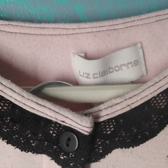 Liz Claiborne Pink  Black Toile Floral Long Sleeve Pajama Set Size Medium - Picture 3 of 9